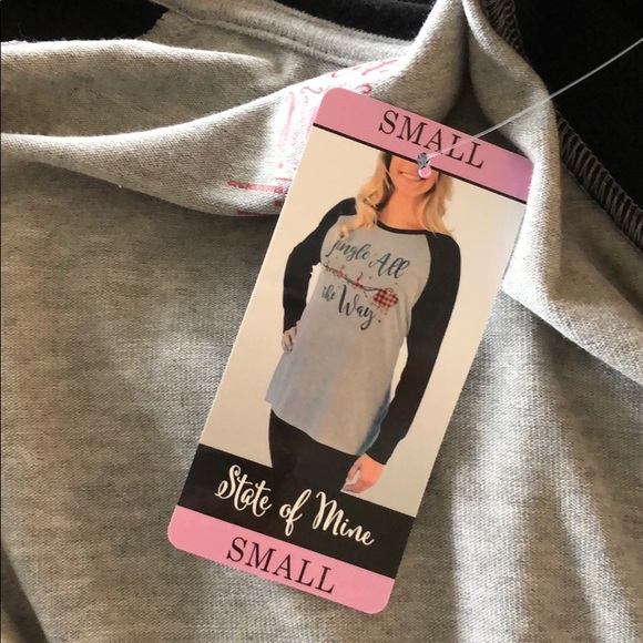 NWT⛄️Holiday Long Sleeve⛄️ - Picture 5 of 5